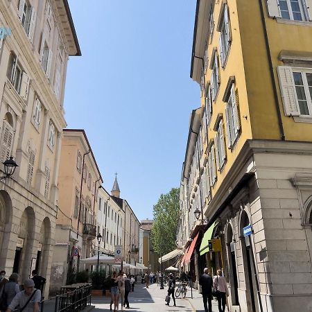 Cavana 3 Tirabora Short Rent Appartement Triëst Buitenkant foto